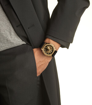 Годинник Casio G-SHOCK Classic GM-2100MG-1AER