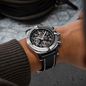 Годинник Breitling Avenger Chronograph GMT 45 A24315101B1X2